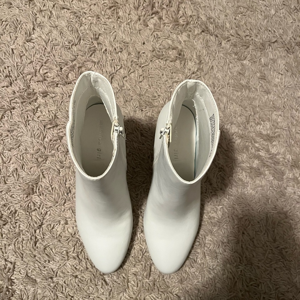 Madden Girl White Heeled Booties - Picture 4 of 5